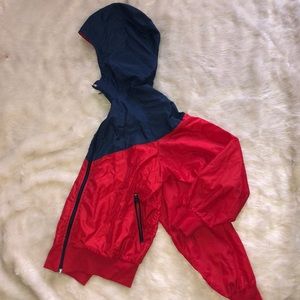 NIKE VINTAGE WINDBREAKER